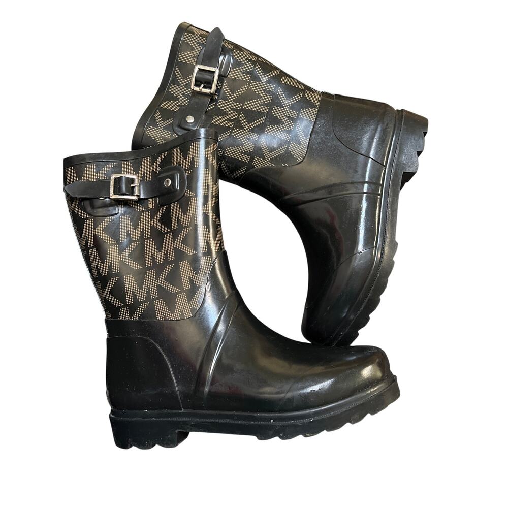 Michael Kors Black Calf  Rainboots in a Size 7